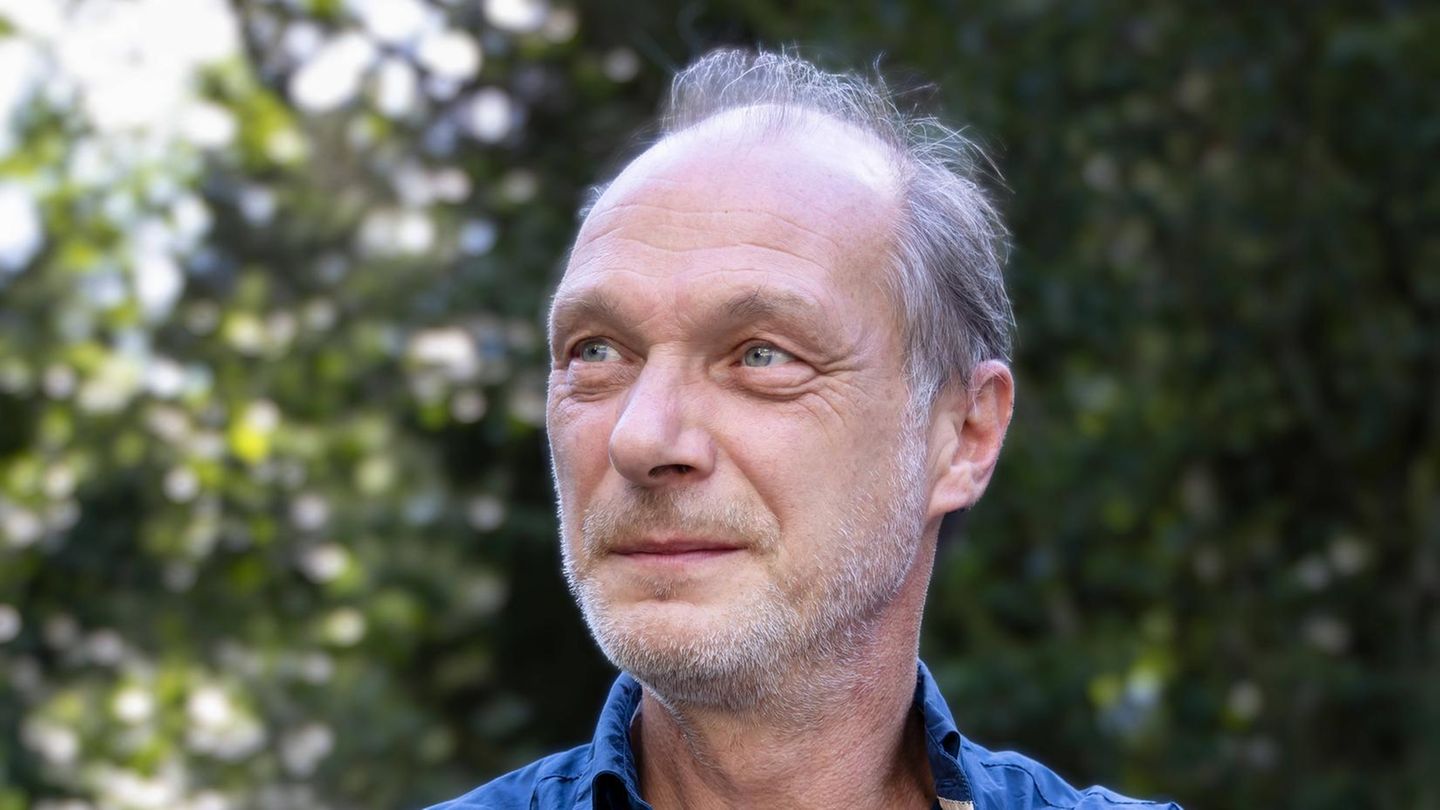 Martin Brambach: "Tatort"-Star Martin Brambach meldet sich nach Klinikaufenthalt zurück