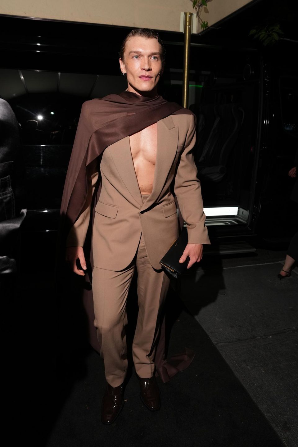 Von skurril bis sexy: Auf der Afterparty der Met Gala gehts heiß her ...