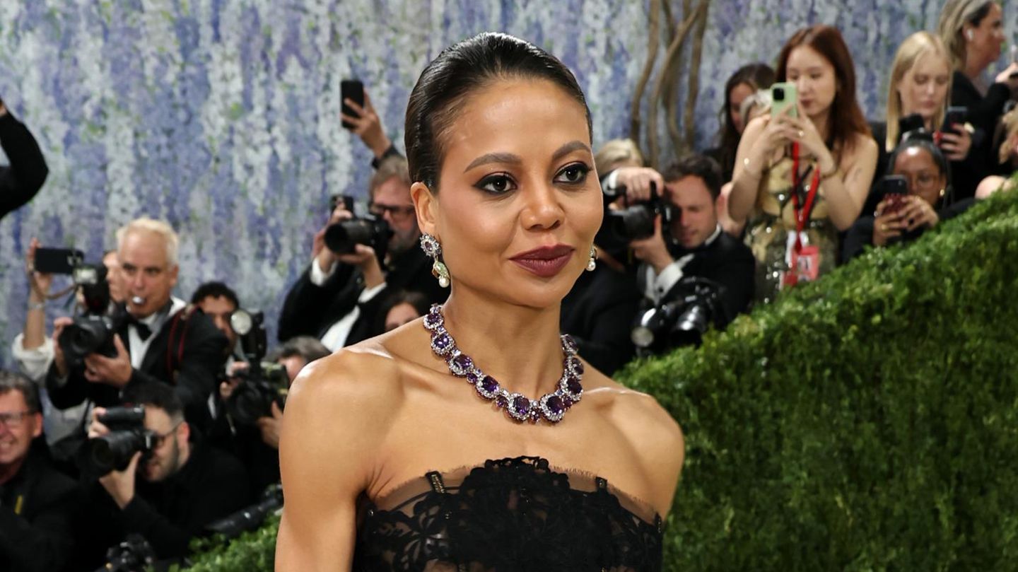 Met Gala: So prachtvoll feiert die Marchioness of Bath ihr royales Met-Gala-Debüt