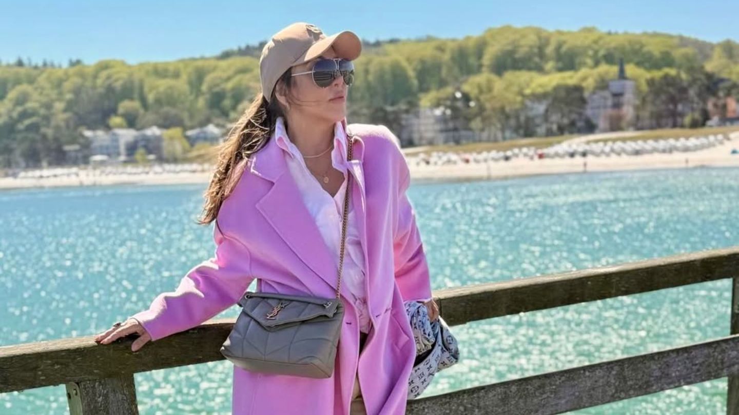 Simone Thomalla: Simone Thomalla glänzt in Pastell