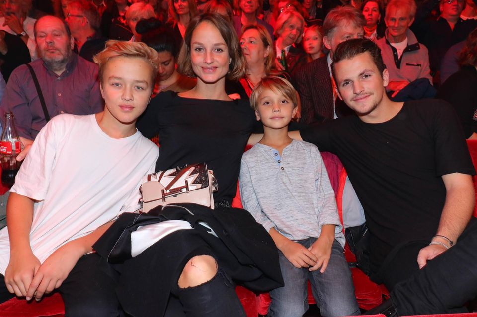 lara-joy-k-rner-so-bewegend-nehmen-die-mitsch-ler-von-remo-abschied