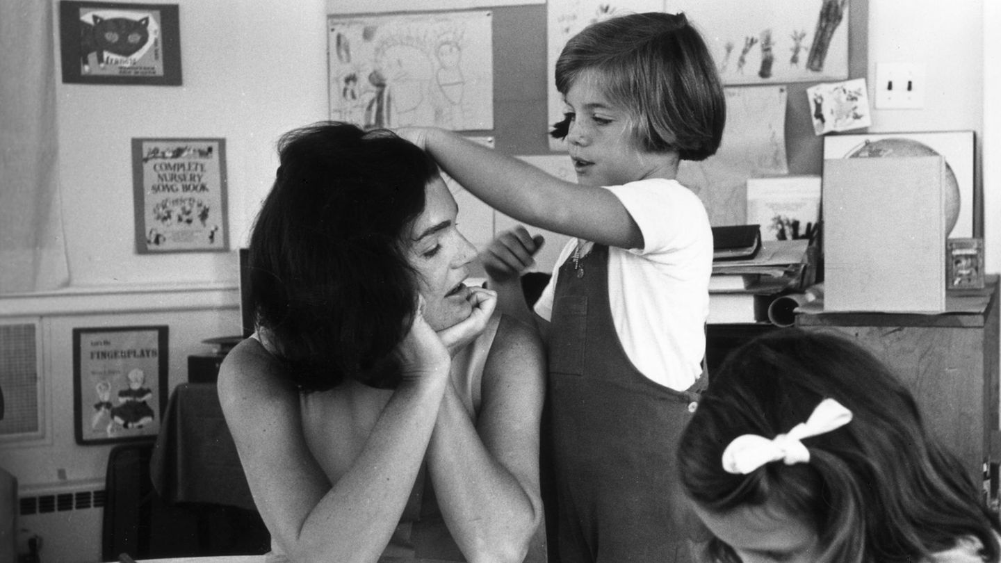 Jackie Kennedy Onassis (†): Ein Rückblick in Bildern auf ihr bewegtes Leben