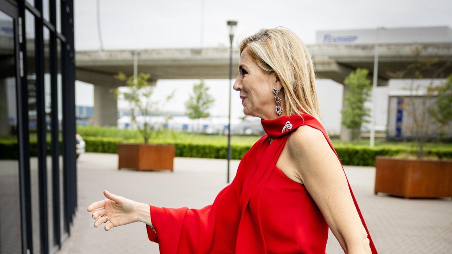 Königin Máxima : Königin Máxima bringt Fans mit Jumpsuit um den Verstand