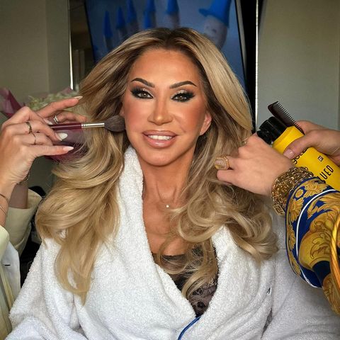 Carmen Geiss Neuer Beautylook Macht Sie 20 Jahre J nger Und Fans carmen-geiss-neuer-beautylook-macht-sie-20-jahre-j-nger-und-fans