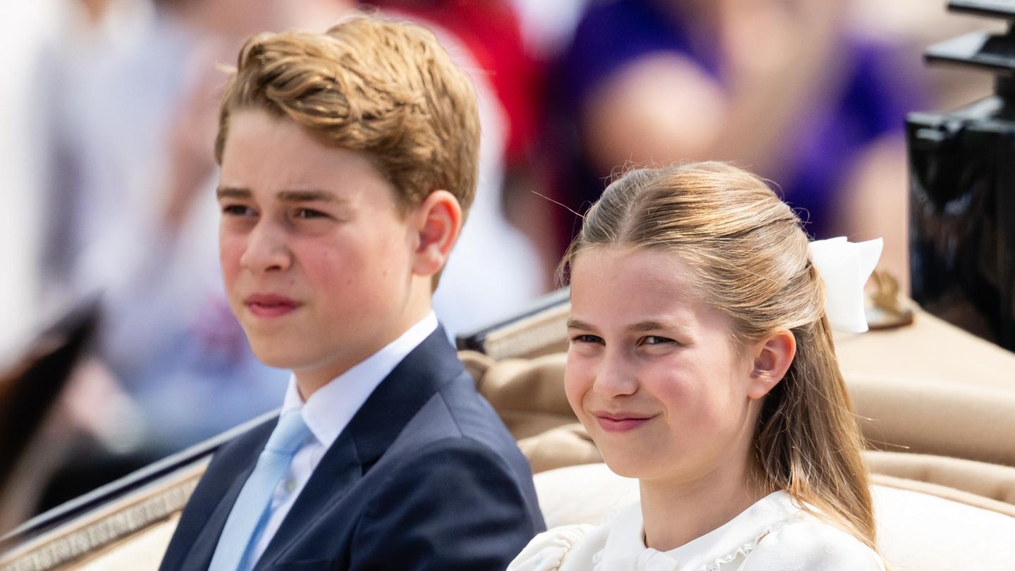trooping-the-colour-prinzessin-charlotte-kapselt-sich-modisch-von-mama-kate-ab