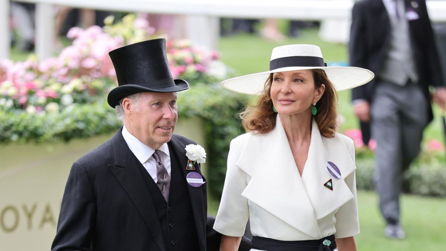 Glanz, Glamour und Galopp: Mit seiner Partnerin feiert er eine wichtige Premiere in Ascot