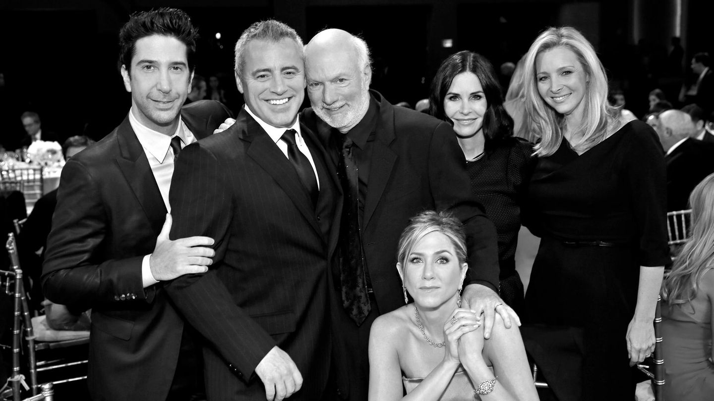 James Burrows (†85): "Friends"-Stars nehmen bewegend Abschied von der Sitcom-Legende