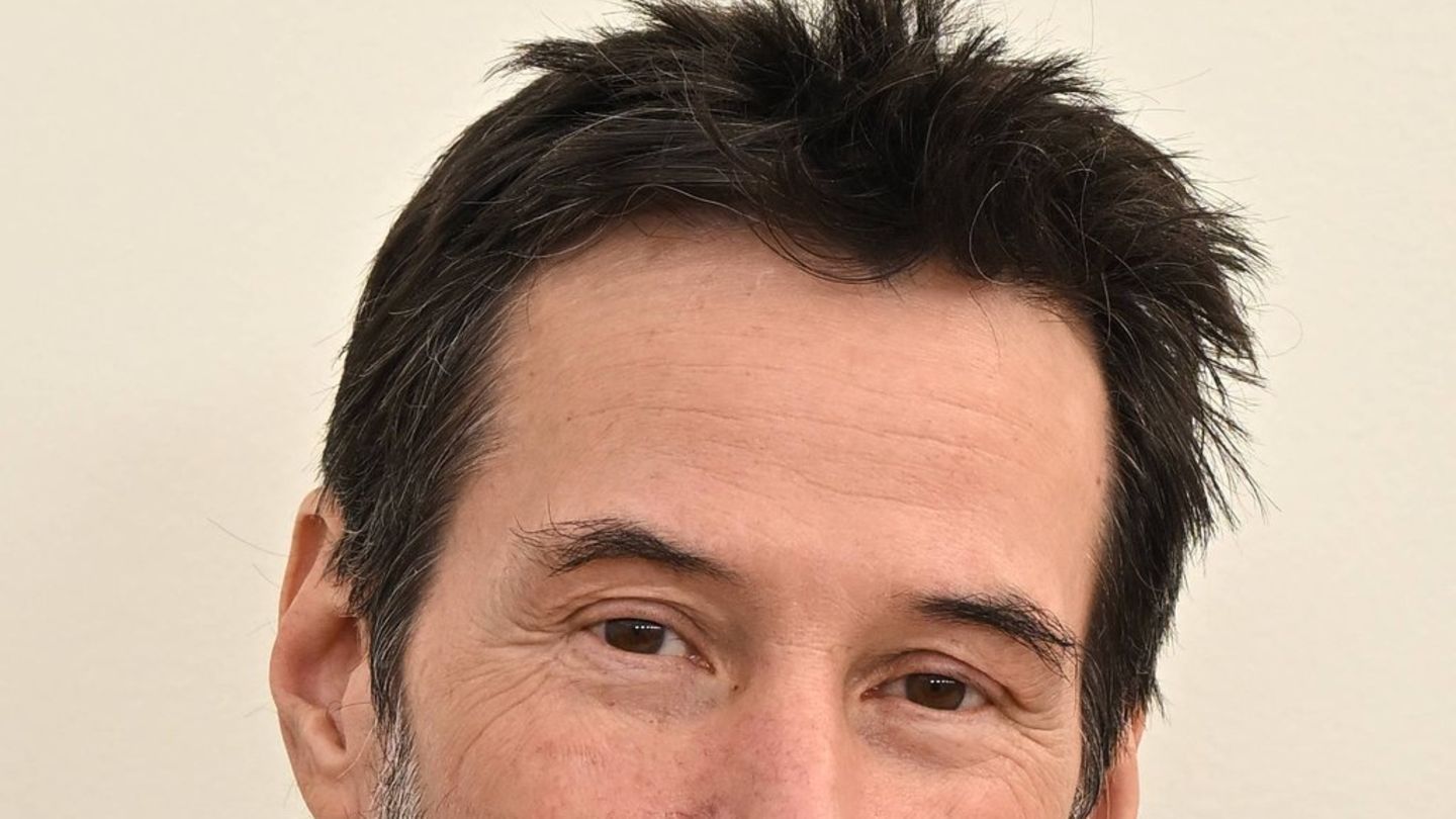 Keanu-Reeves-Steigt-er-ins-Lego-Universum-ein-