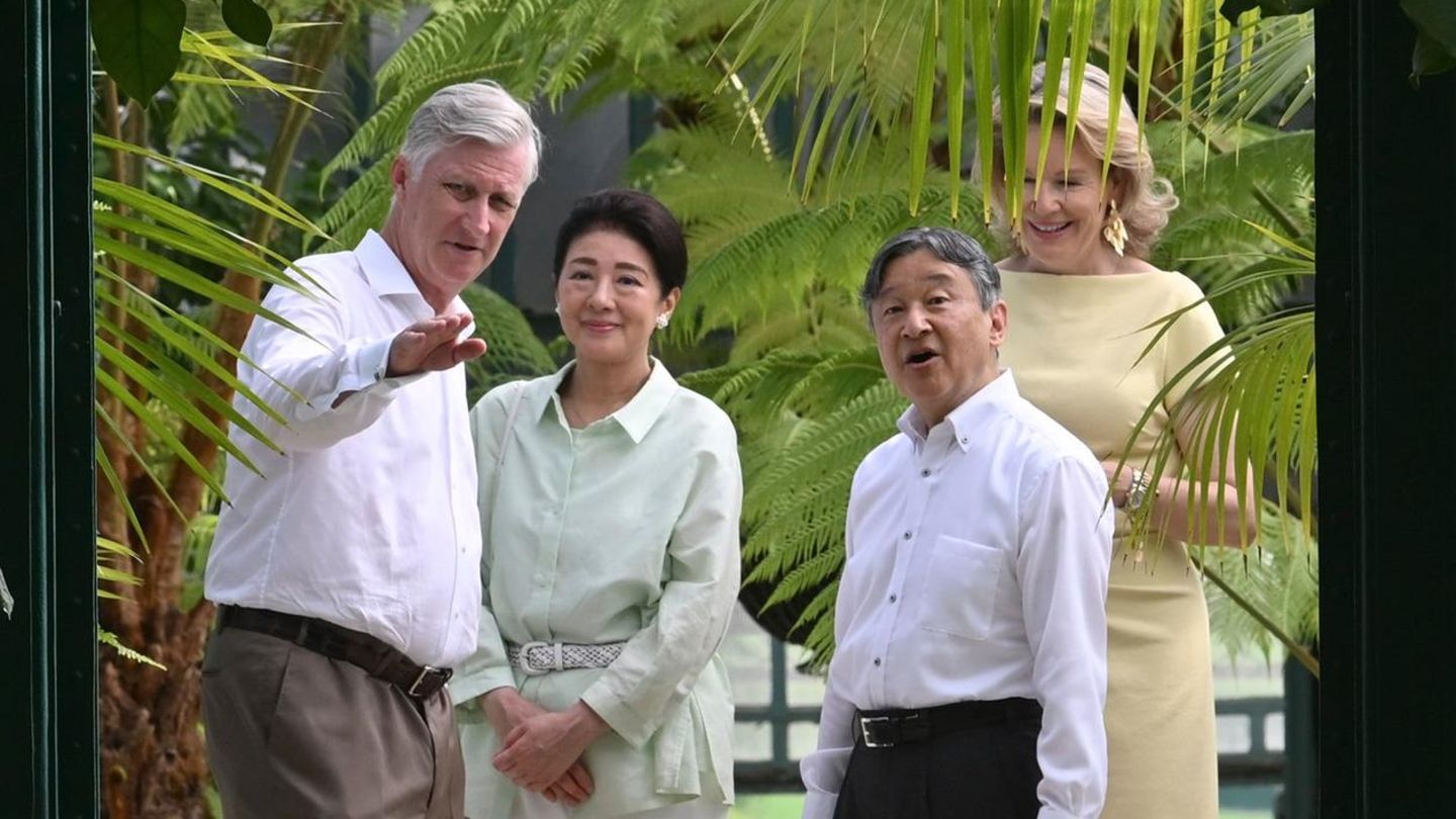 Royals auf Reisen: Sie verabschieden das Kaiserpaar in den Gärten von Schloss Laeken