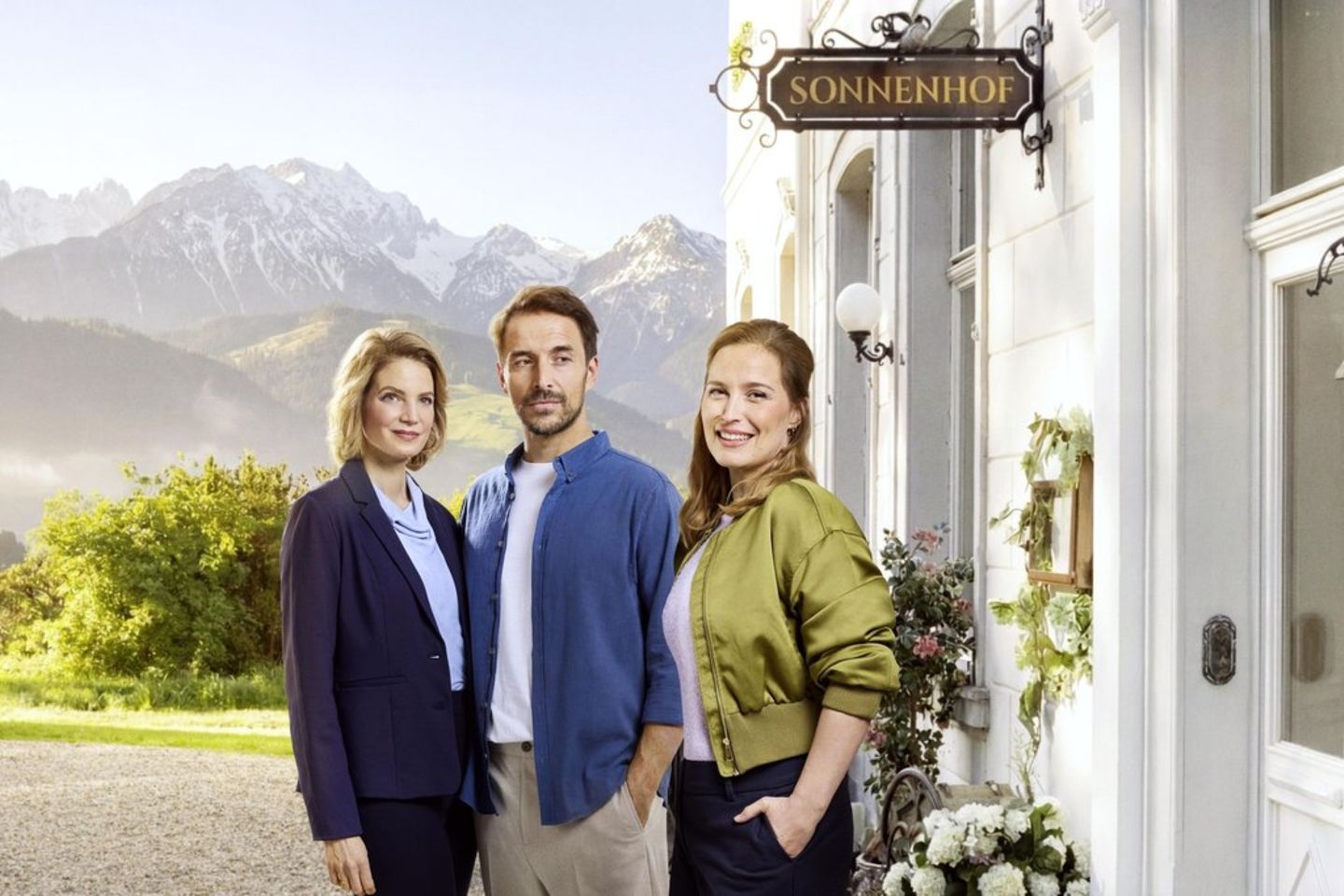 Die Landarztpraxis - Team Sonnenhof": Das sind die neuen Figuren des Spin-offs | GALA.de