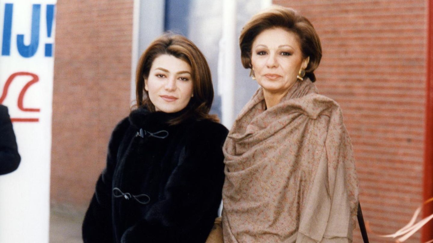 Farah Pahlavi: Farah Pahlavi gedenkt ihrer Tochter Prinzessin Leila (†31)