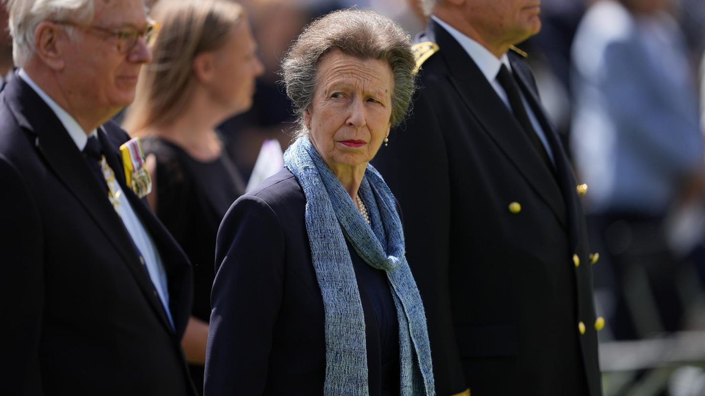 Windsor Terminkalender 2026: Sie ist aus einem traurigen Grund nach Frankreich gereist