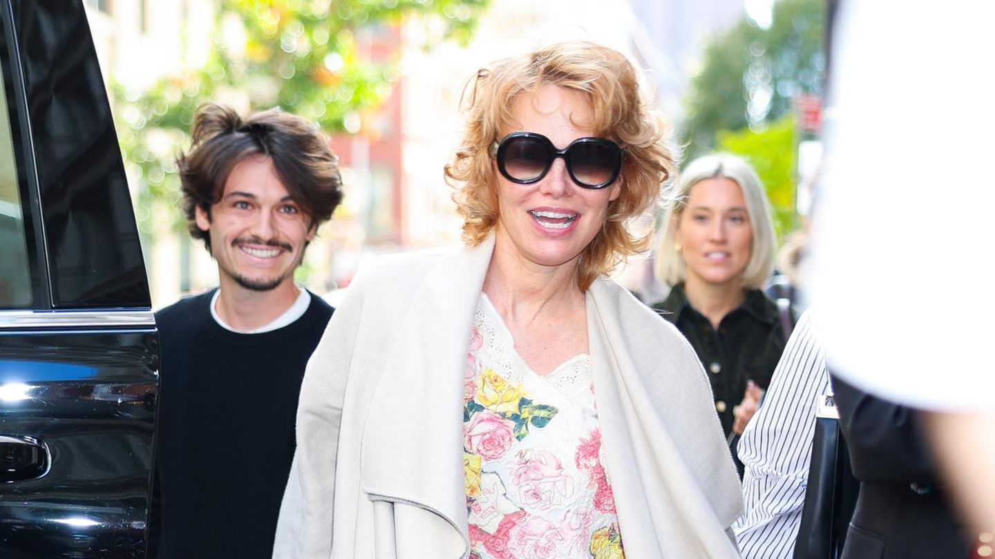 Pamela Anderson: Pamela Andersons Sohn Dylan Jagger Lee hat geheiratet