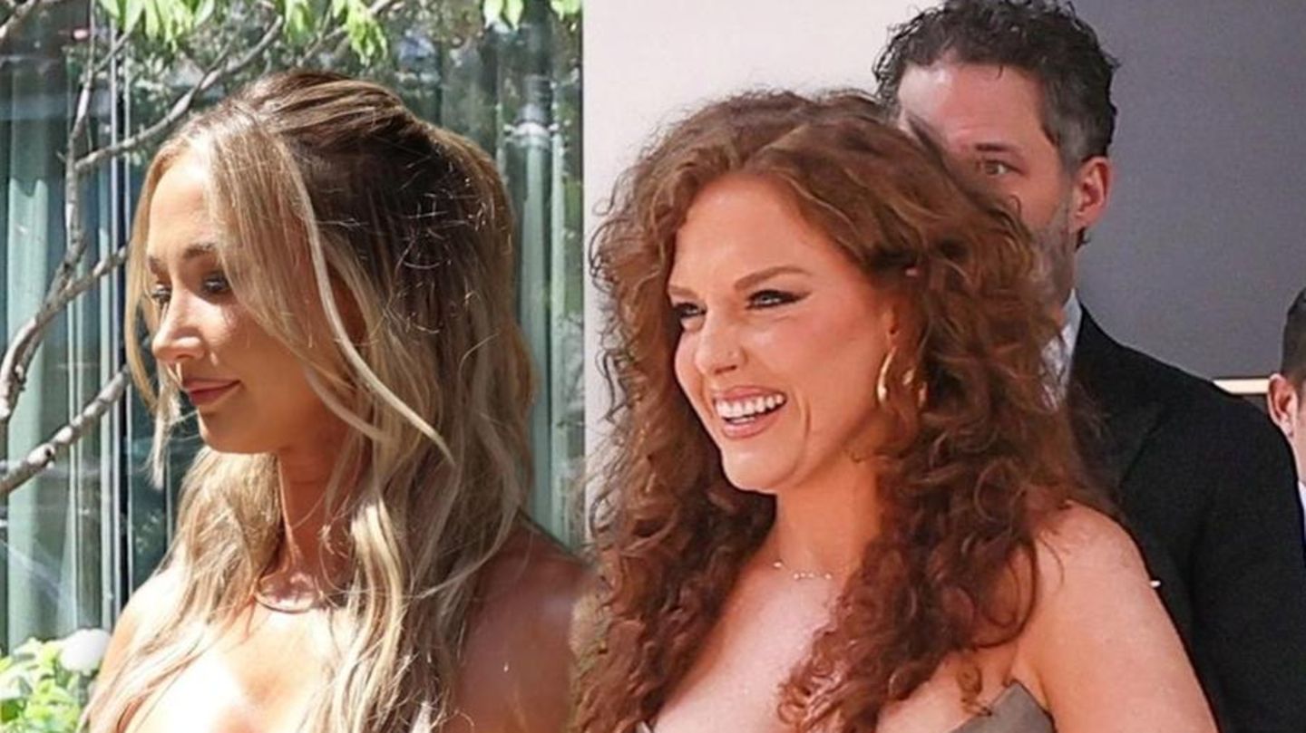 Taylor-Swift-Auf-Mega-Hochzeit-Ausgerechnet-ihre-beste-Freundin-hat-einen-Outfit-Zwilling