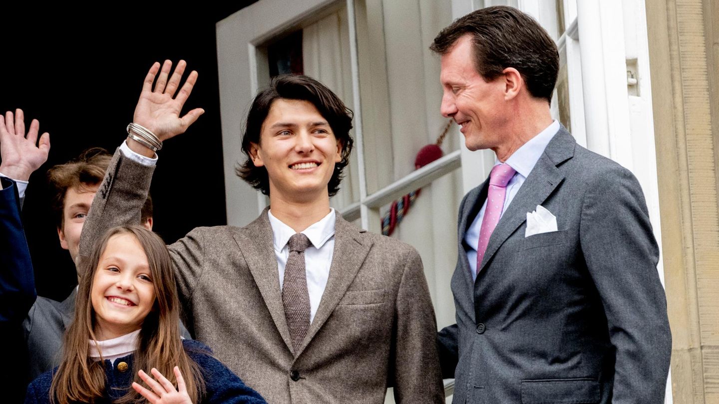 Prinz-Joachim-Seinem-ltesten-Sohn-offenbart-Prinz-Joachim-sein-Heimweh