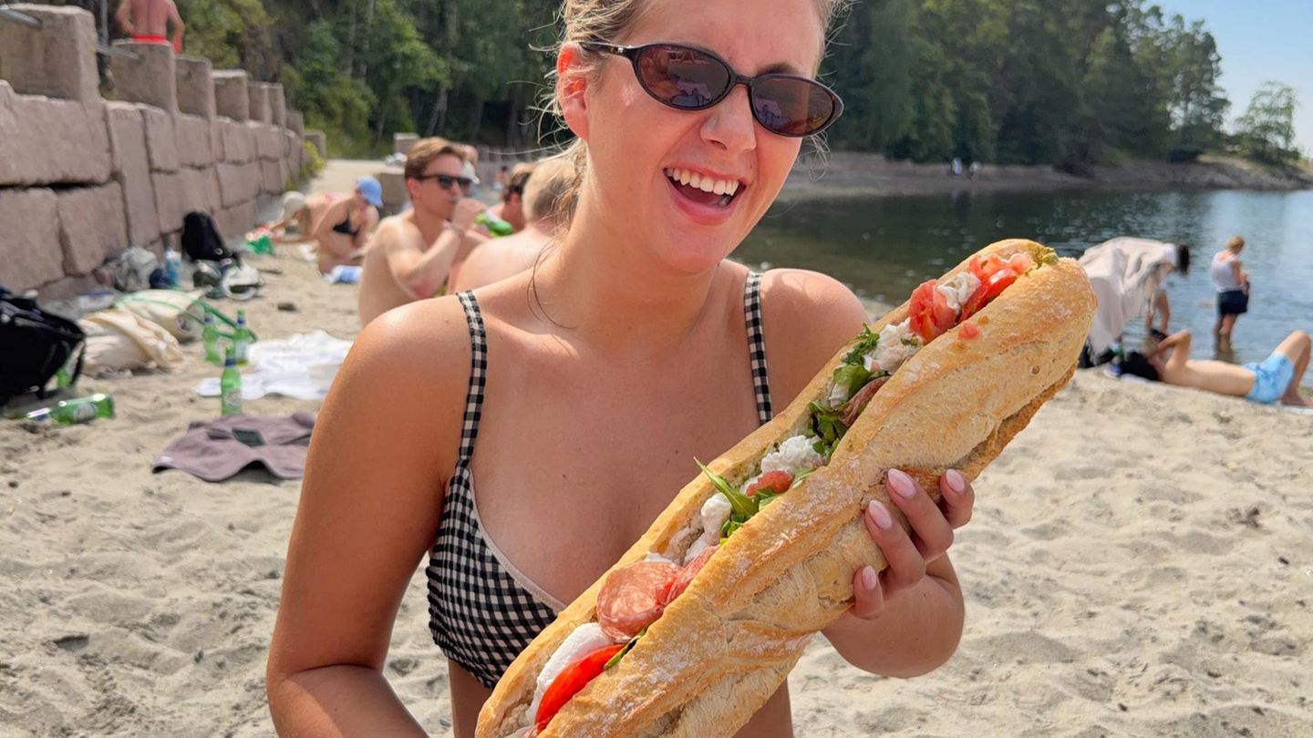 Zwischen Palmen, Picknick + Pool: Wer zieht mit diesem Strand-Snack alle Blicke auf sich?