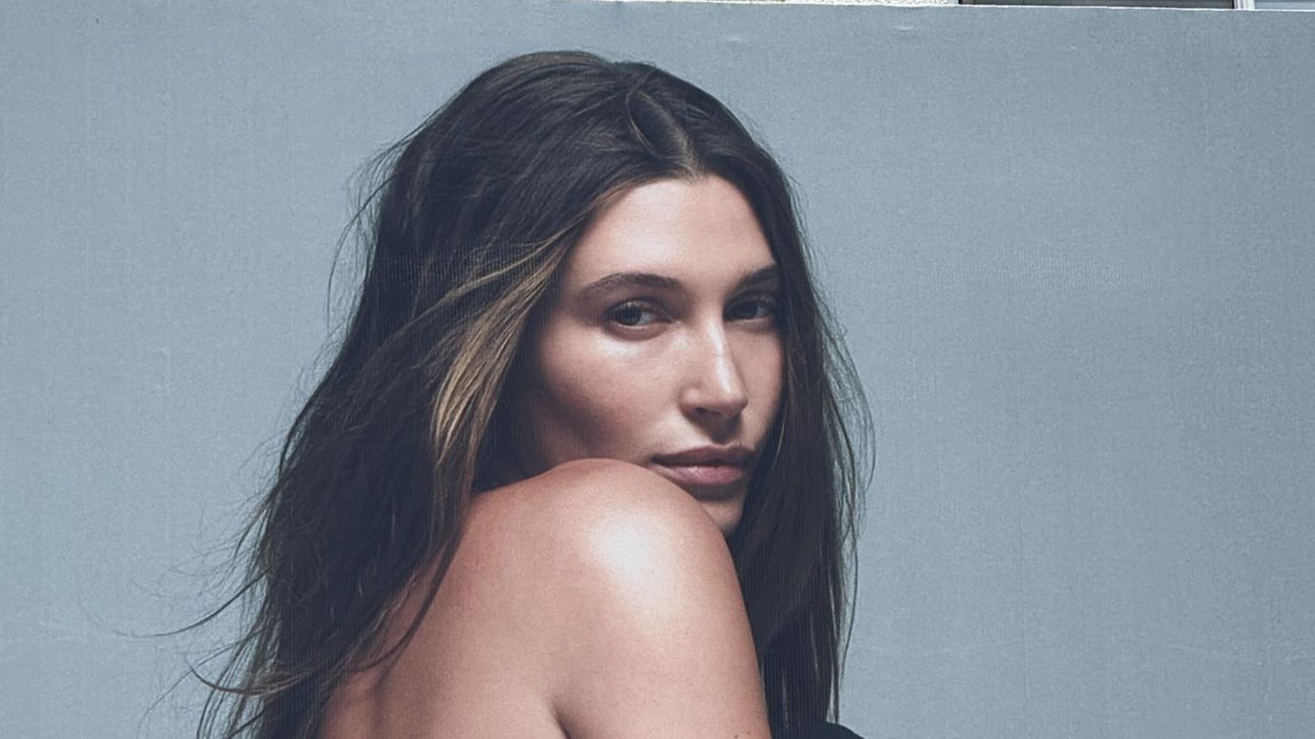 Star-Tattoos-Hailey-Bieber-enth-llt-neues-Tattoo