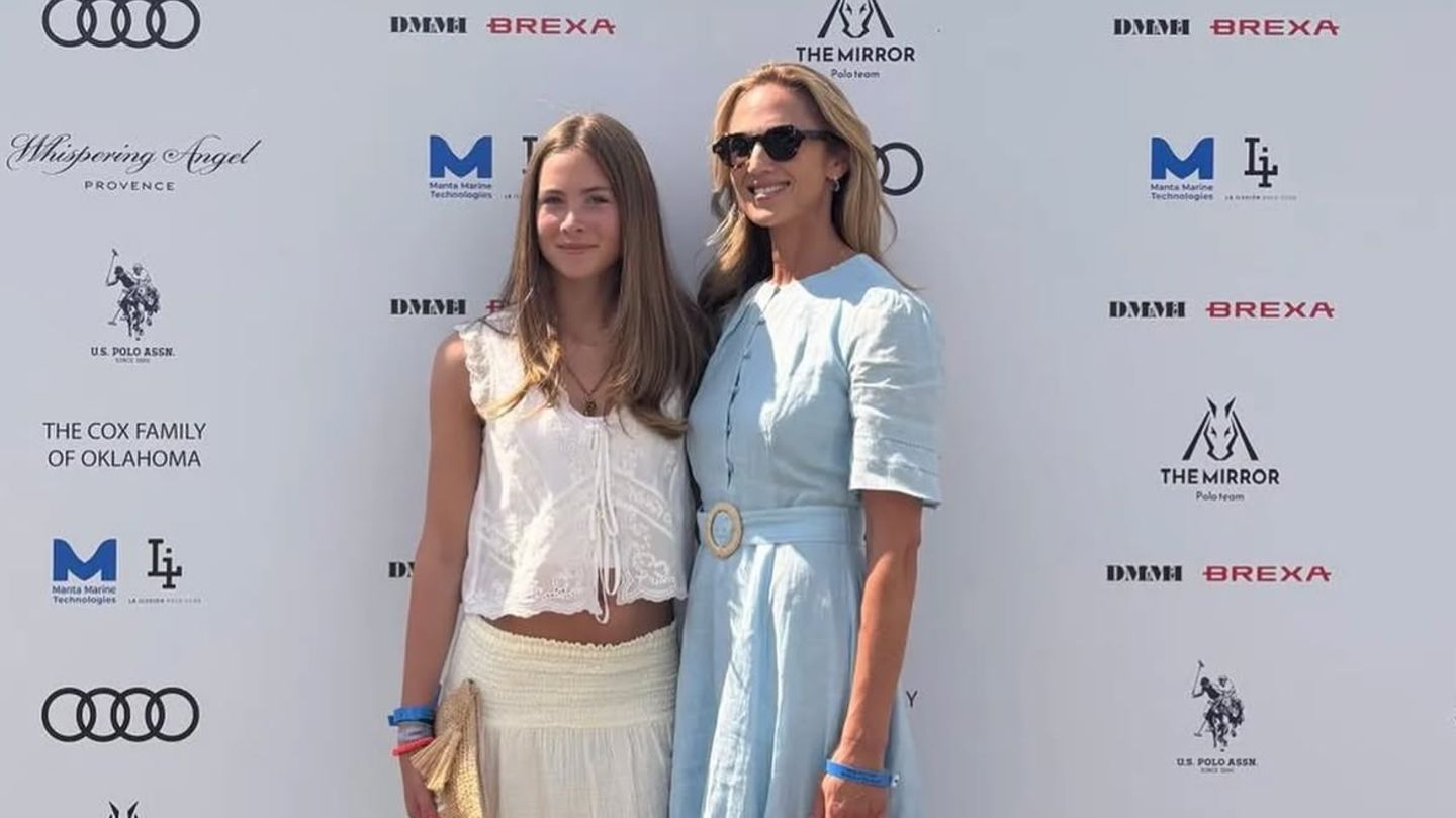 Star-Fashion-Ihr-sommerliches-It-Piece-ist-ein-echtes-Schn-ppchen