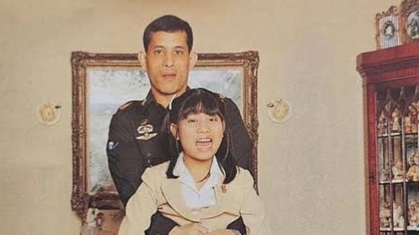 Rama-X-Tochter-Sirivannavari-ver-ffentlicht-irritierende-Familienfotos