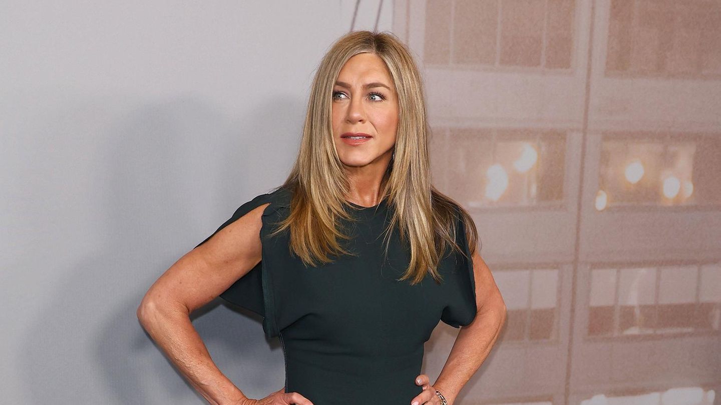 Jennifer Aniston und Jim Curtis: Innige Küsse an Deck vor Mallorca