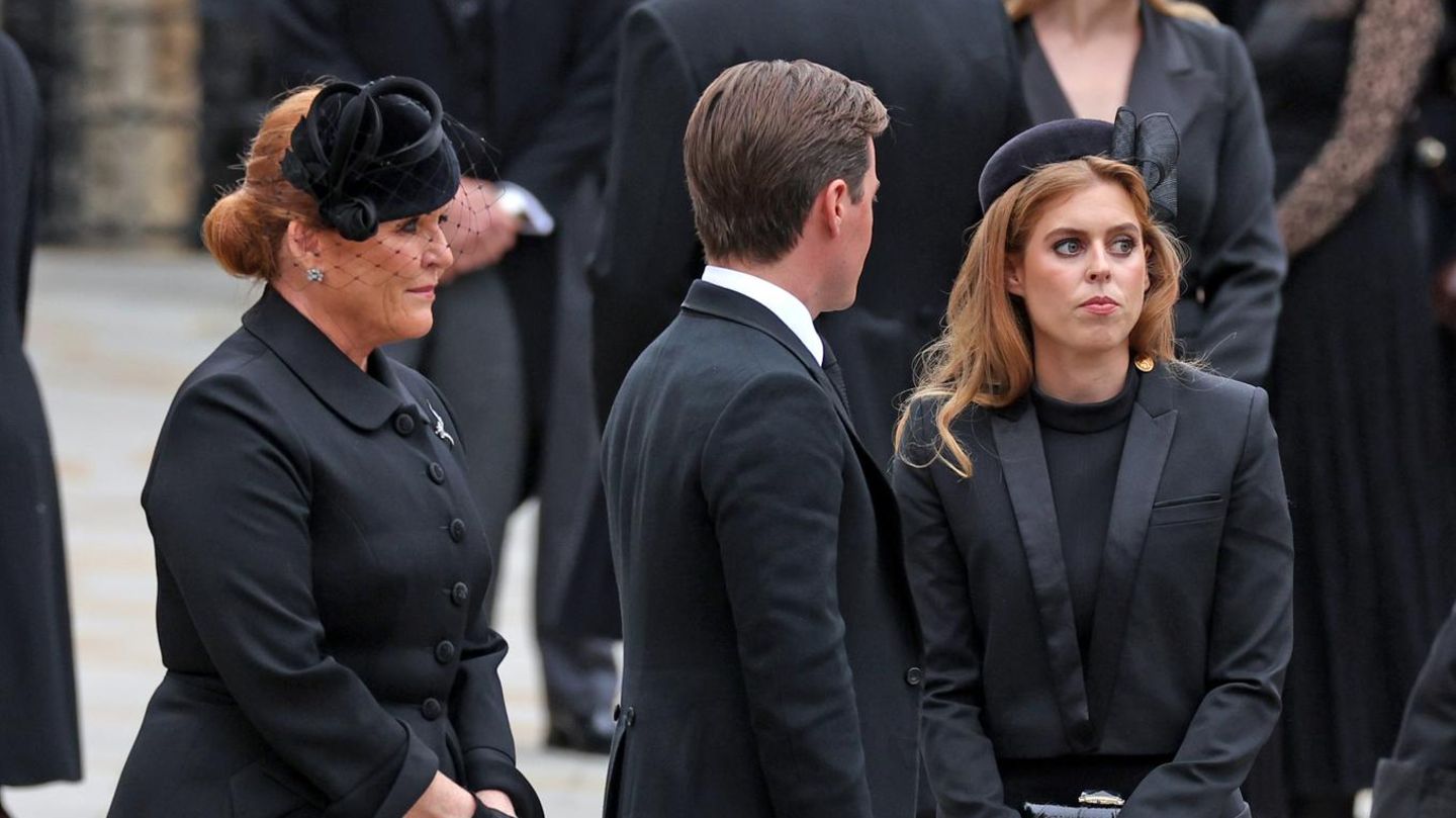 Prinzessin Beatrice: Beatrice vertritt Sarah Ferguson bei Beerdigung von engem Vertrauten