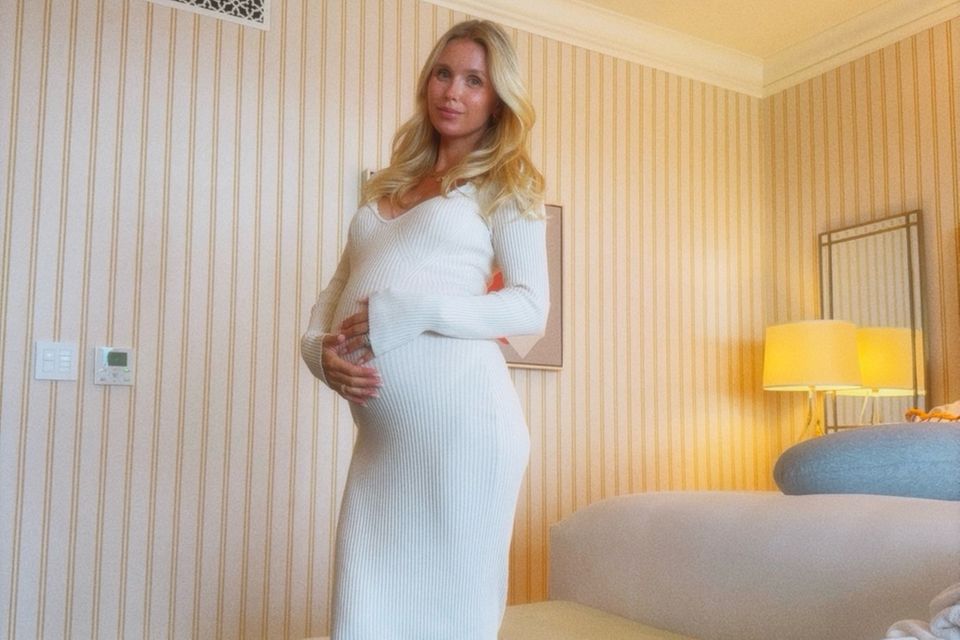 Anfang August setzte Scarlett ihren Babybauch noch einmal stilvoll in Szene