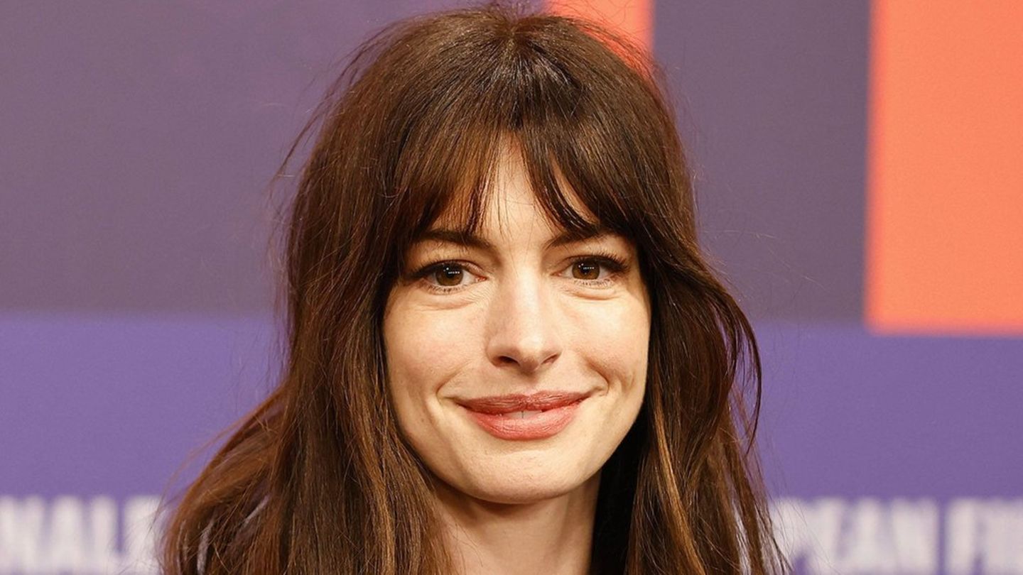 Anne Hathaway: So kurz trug sie ihr Haar zuletzt 2012