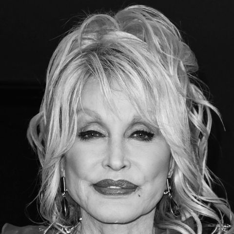 beim-traditionellen-wachwechsel-buckingham-palast-ehrt-dolly-parton