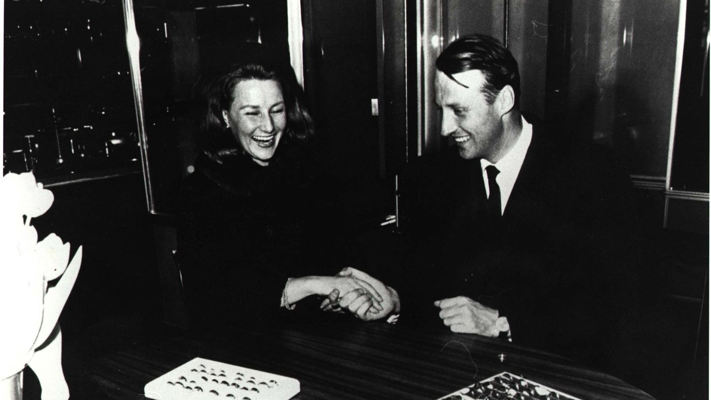 Photo: GALA King Harald V of Norway Dies; Crown Prince Haakon Ascends Throne