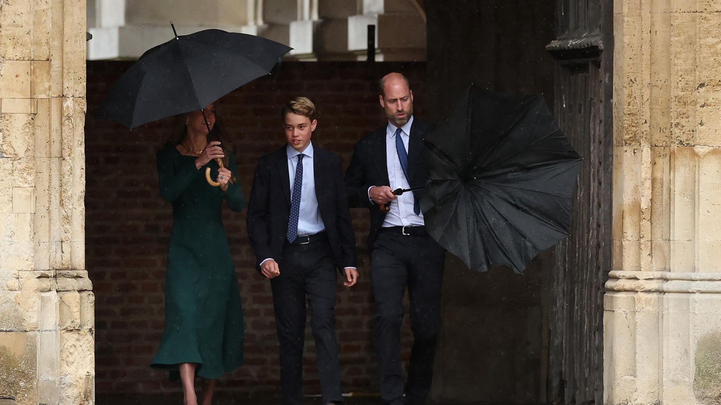 Fotos Prinz George Kommt Mit Kate Und William Im Eliteinternat Eton An Fotos Prinz George Kommt Mit Kate Und William Im Eliteinternat Eton An
