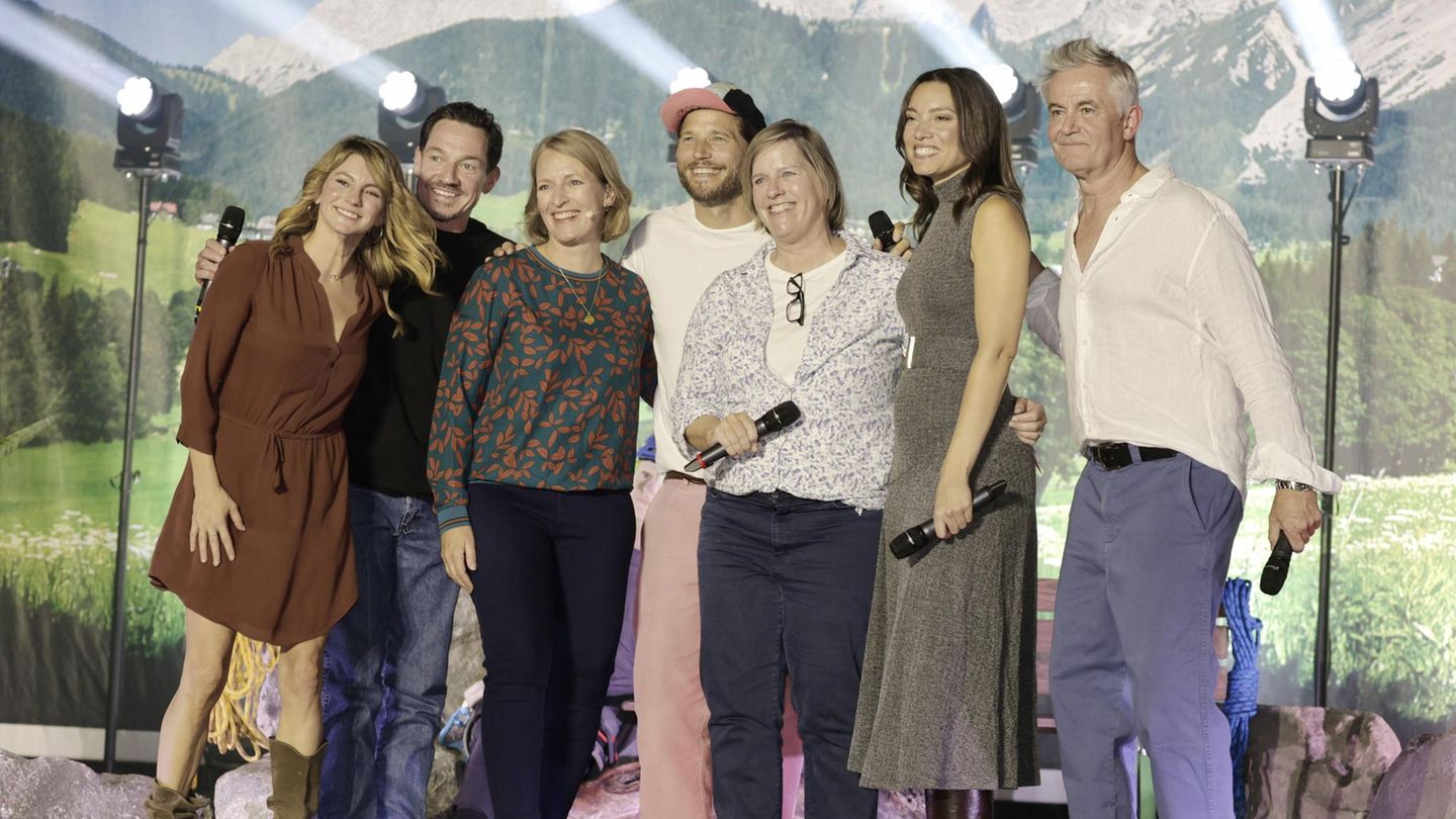 "Die Bergretter": So haben sich die Stars der Kultserie in 16 Jahren verändert