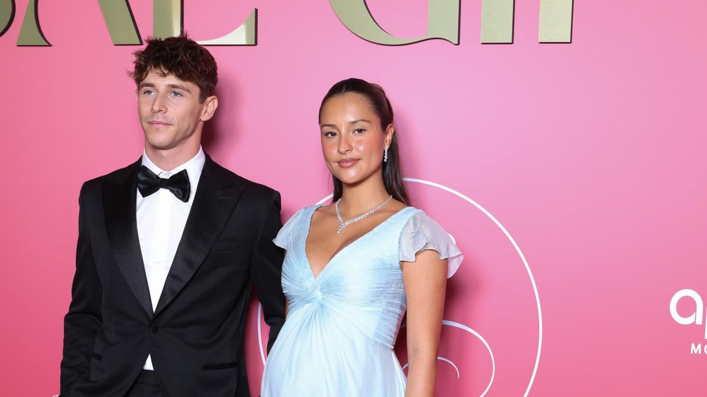 Globale Geschenkgala in Monaco: Alexandra Leclerc beeindruckt mit Ersatzbegleitung