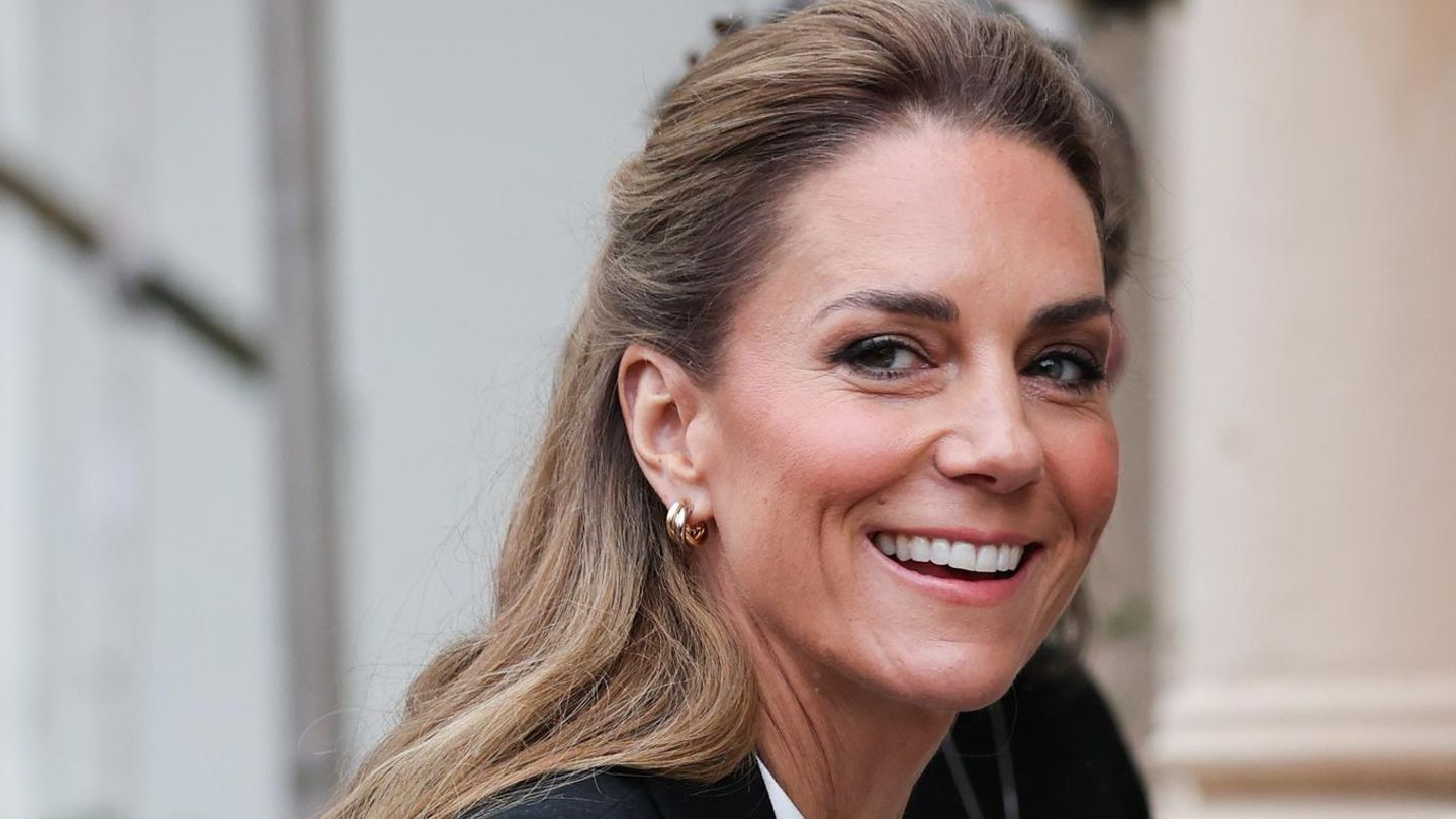 Princess Catherine Sends Personal Message to England Rugby Teams