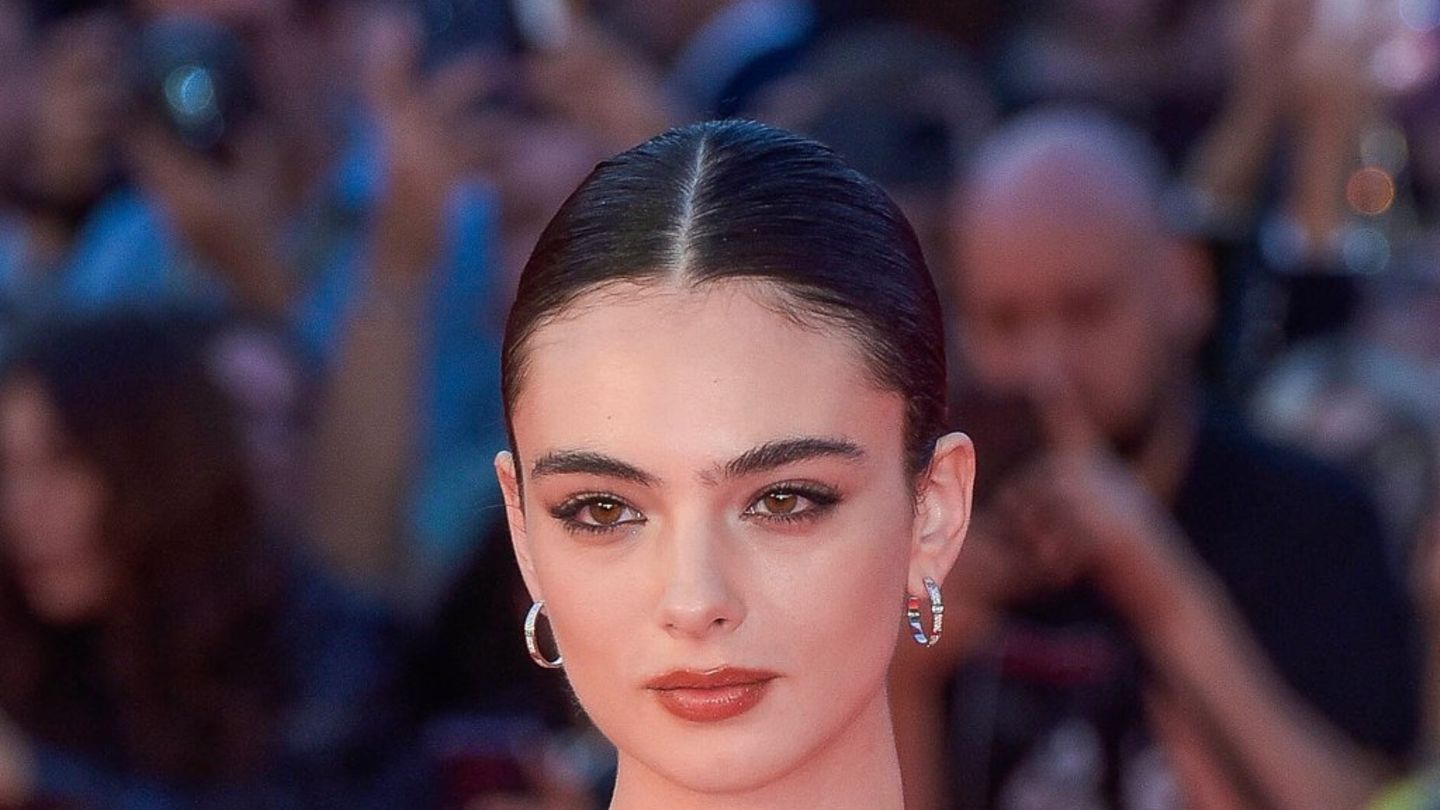 Ebenbild von Mutter Monica Bellucci: Deva Cassel verzaubert in Rom ...
