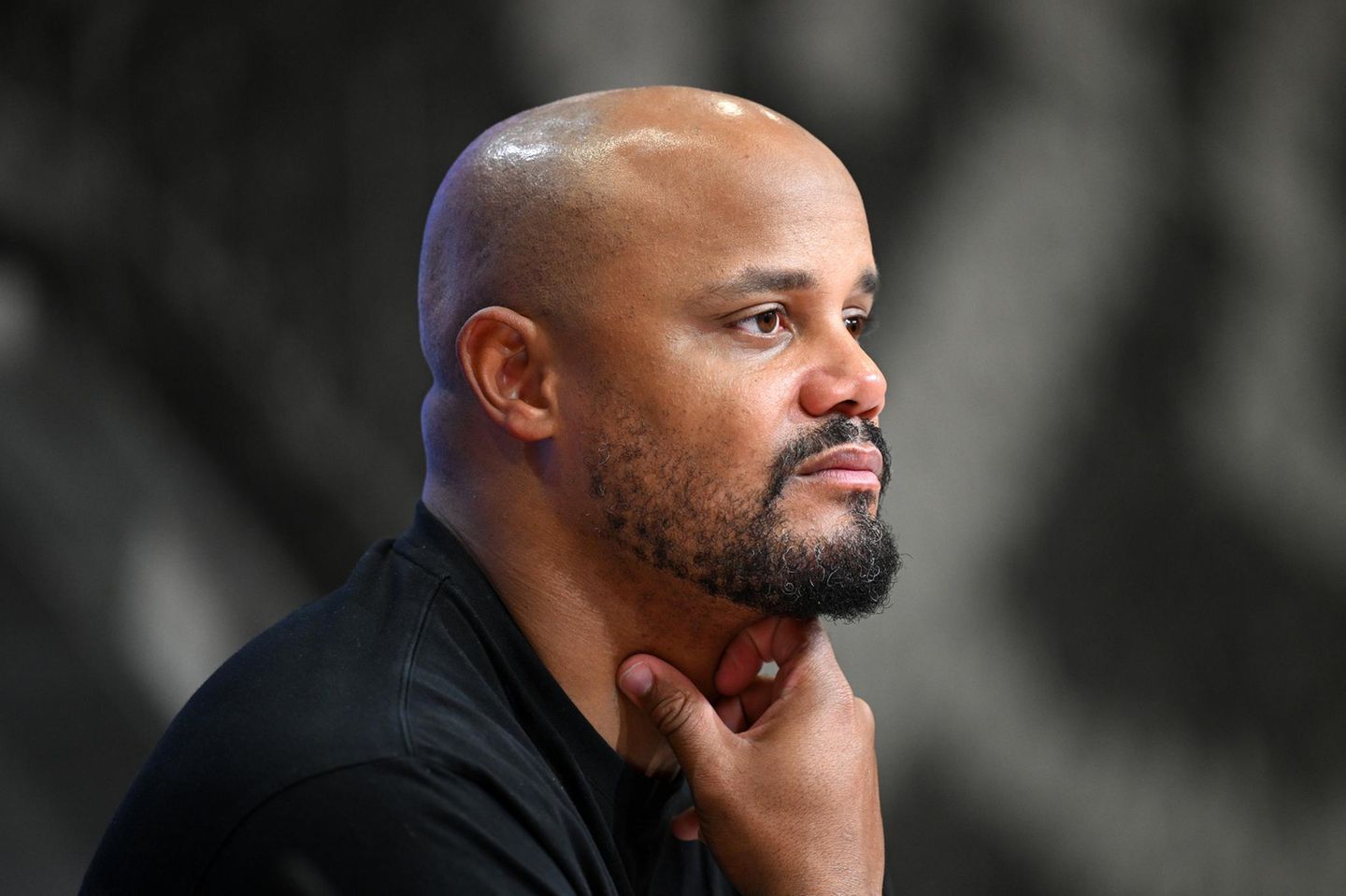 Stuart Koenig Vincent Kompany: Er liegt weiterhin im Krankenhaus | GALA.de